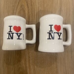 I ❤️ NY Salt & Pepper Shakers White Set With Stoppers Vintage
